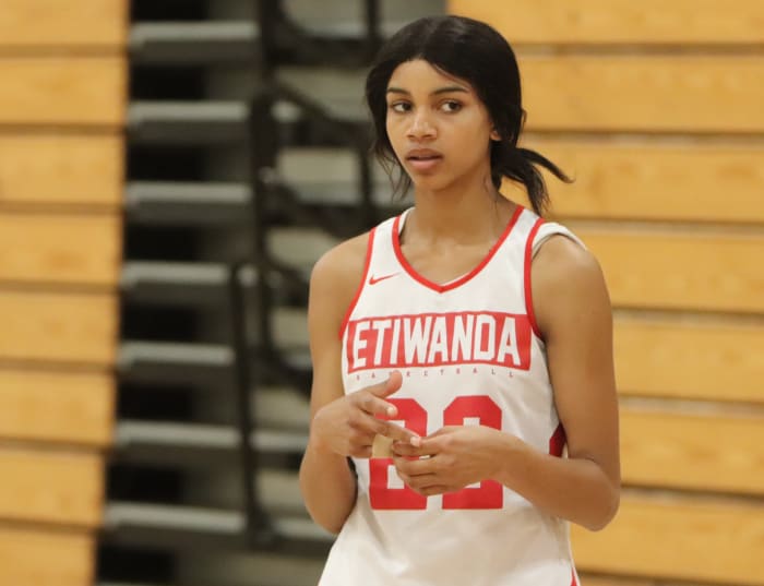 Etiwanda girls Mykelle Richards feature photos by John Murphy March 2023031020233085